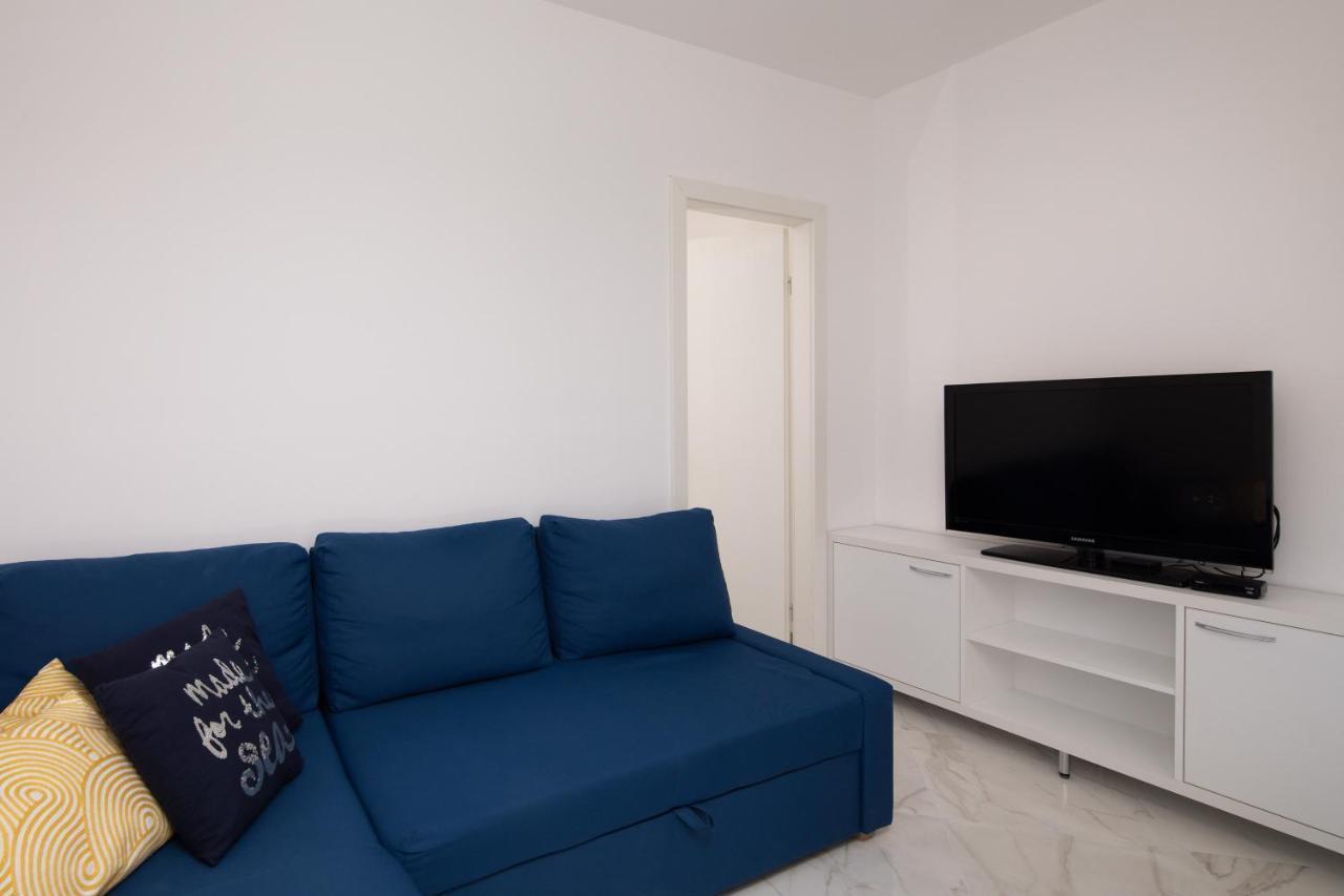 City Apartment Domagoj オミシュ エクステリア 写真