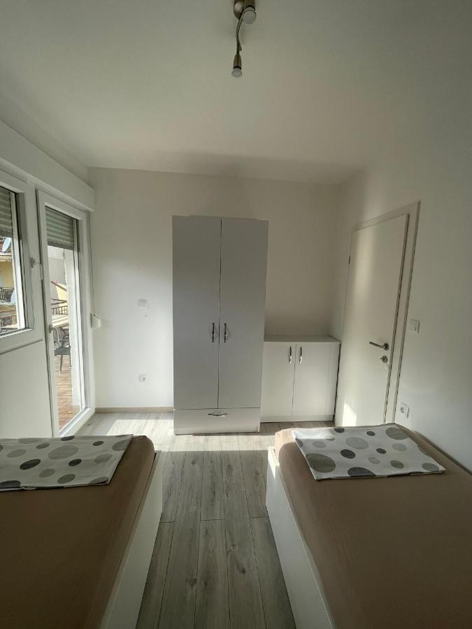 City Apartment Domagoj オミシュ エクステリア 写真