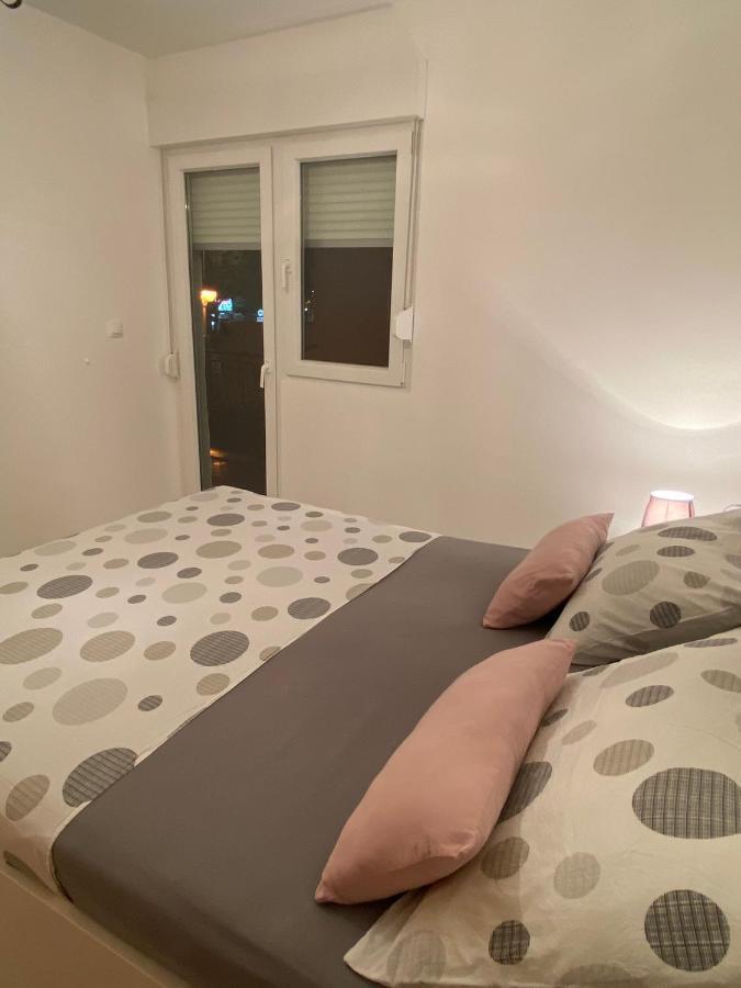 City Apartment Domagoj オミシュ エクステリア 写真