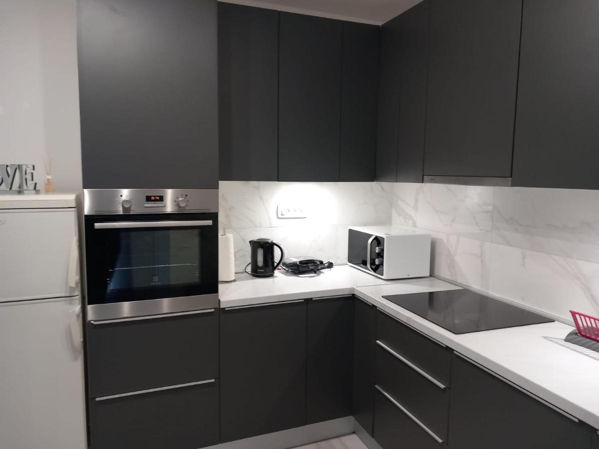 City Apartment Domagoj オミシュ エクステリア 写真